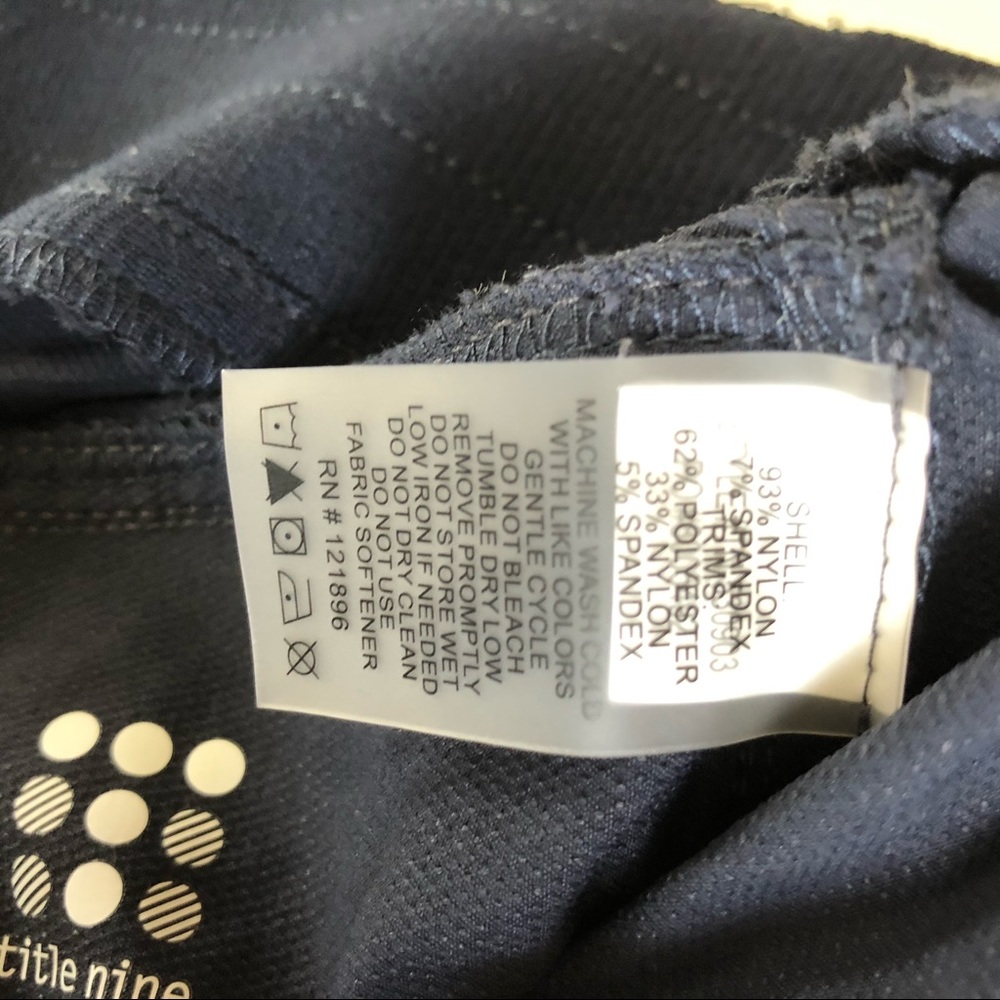 Title Nine Clamber Capri Navy Blue Hiking Pants - Picture 4 of 13